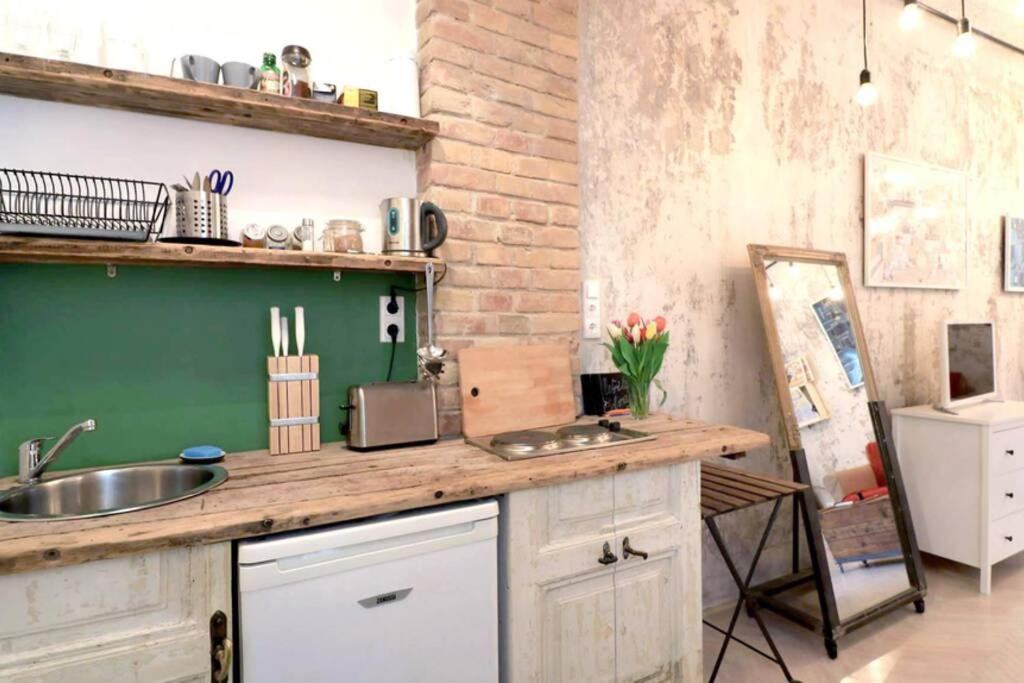 Little Corner At The Historic Jewish District With Ac Apartamento